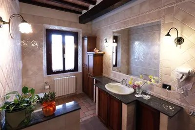 Bagno di B&B Le Noci di Feo
