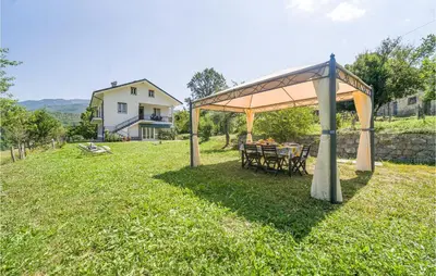 Giardino di Nice Home In San Pietro Vara -Sp-