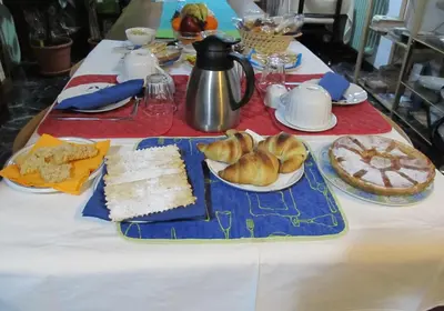 Cibo presso il bed & breakfast o nelle vicinanze