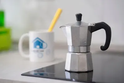 Set per la preparazione di tè e caffè presso La Casa del Vento