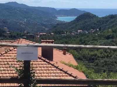 Paesaggio naturale nelle vicinanze della casa vacanze