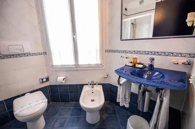 Bagno di Hotel Estense
