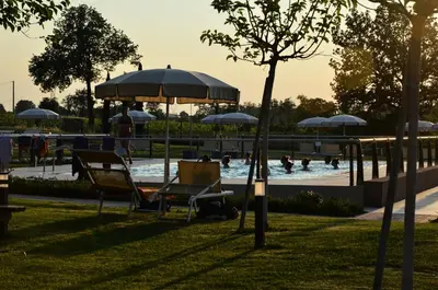 Piscina di Agriturismo La Razza o nelle vicinanze
