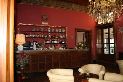 Salone o bar di Grand Hotel Villa Balbi