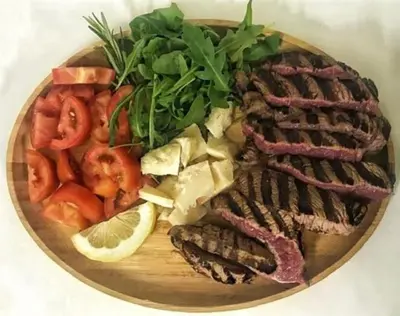 Cibo presso l'hotel o nelle vicinanze