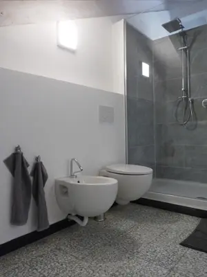 Bagno di Penthouse by the Sea
