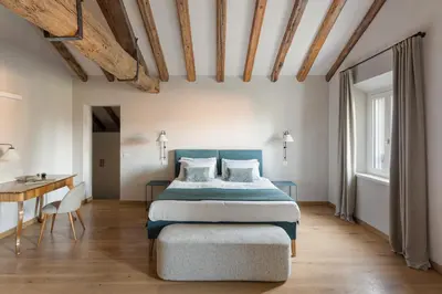 Letto o letti in una camera di Relais Roncolo 1888 - Small Luxury Hotels of the World