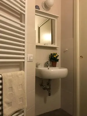 Bagno di La Sosta Fuori Stazione
