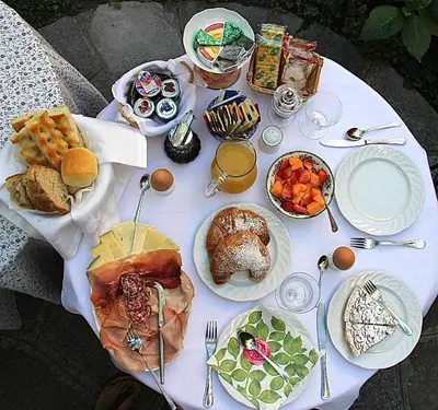 Cibo presso l'affittacamere o nelle vicinanze