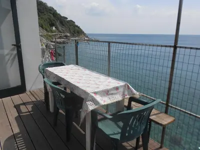 Paesaggio naturale nelle vicinanze del campeggio