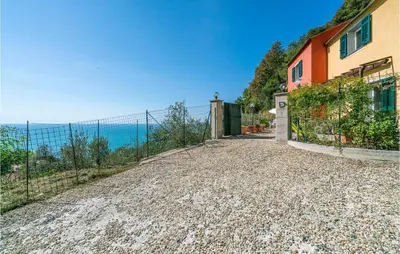 Paesaggio naturale nelle vicinanze della casa vacanze