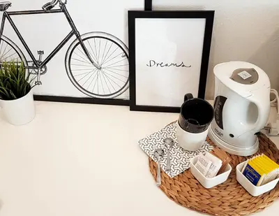 Set per la preparazione di tè e caffè presso B&B CELESTE