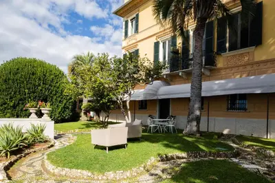 Giardino di Villa Riviera Resort