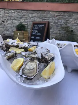 Cibo presso l'aparthotel o nelle vicinanze