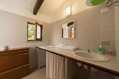 Bagno di Agriturismo Carovane