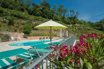 Piscina di Gli Ulivi Di Montalbano o nelle vicinanze