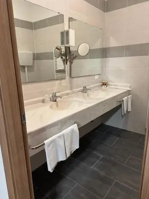 Bagno di Hotel La Torre