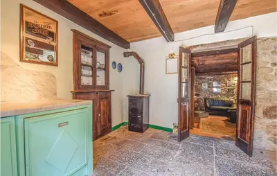 Planimetria di Romantic Home In Comano Ms With Sauna