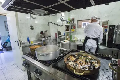 Cucina o angolo cottura di Hotel Marina