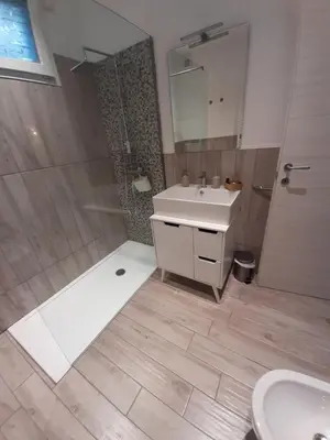 Bagno di Reggiolacittàinvisibile B&B