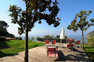 Paesaggio naturale nelle vicinanze dell'hotel