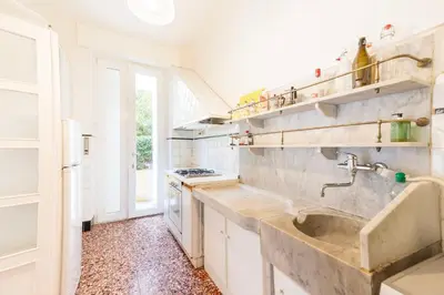 Cucina o angolo cottura di Villino a 20 metri dal mare