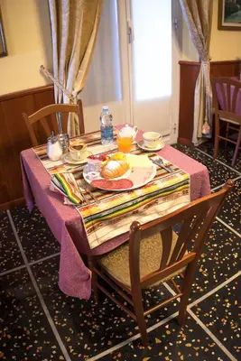 Cibo presso l'hotel o nelle vicinanze