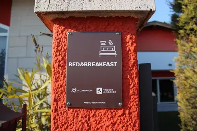 Certificato, attestato, insegna o altro documento esposto da Residenza Guglielmo - Free Parking