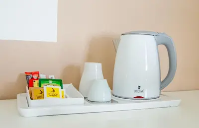 Set per la preparazione di tè e caffè presso Hotel Tenuta Santo Stefano