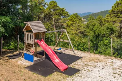 Area giochi per bambini di Villa Emozione