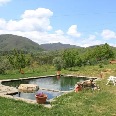 Holiday Home in Tuscany with Natural Pond