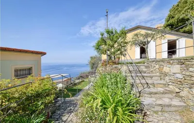 Paesaggio naturale nelle vicinanze della casa vacanze