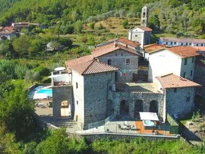 Piscina di Relaxing Tuscan Home with WiFi o nelle vicinanze