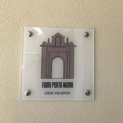 Certificato, attestato, insegna o altro documento esposto da FUORI PORTA NUOVA