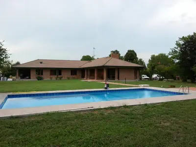 Piscina di Agriturismo i Quercioli o nelle vicinanze