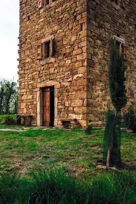 Planimetria di Tower house Gombola