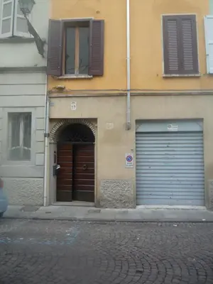 Edificio in cui si trova la stanza in casa privata