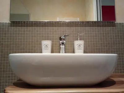 Bagno di Appartamento Taggiasca con piscina - Riva Trigoso