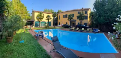 Piscina di B&B Villa delle Palme o nelle vicinanze