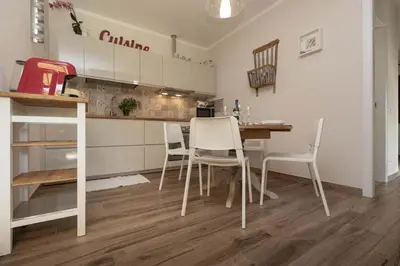 Cucina o angolo cottura di CàMia Lovely house ValDiVara 5Terre hiking
