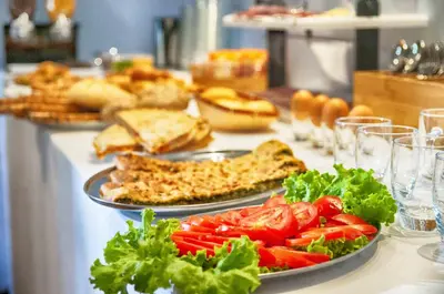Cibo presso l'hotel o nelle vicinanze