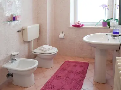 Bagno di Villa Meli Lupi - Residenze Temporanee