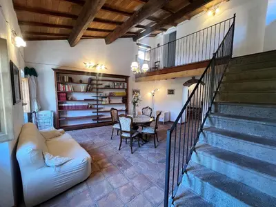 Area soggiorno di Flat with heated hot tub and shared pool