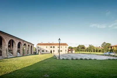 Piscina di Il Gesuita o nelle vicinanze