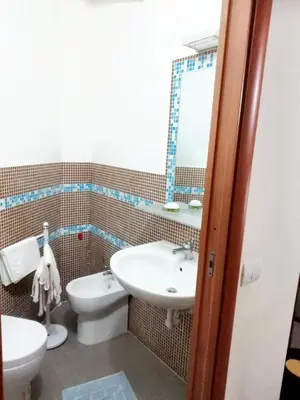Bagno di Modern apartment in Chiavari of 100 m² with terrace