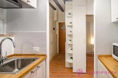 Cucina o angolo cottura di FuoriPorta Affitti Brevi - Residenza New Dalmazia 6