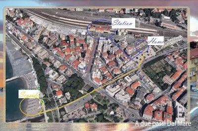 Vista generica su Sestri Levante o vista sulla città dall'interno dell'appartamento
