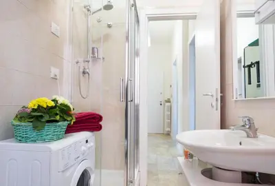 Bagno di GuestHost - Parma Railway Station Lovely Apartment