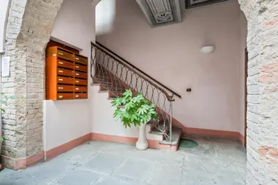 Planimetria di GuestHost - Palazzo della Pilotta Roomy and Quiet Flat