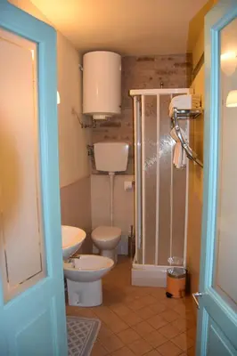 Bagno di B&B AL DUCALE and APARTMENTS